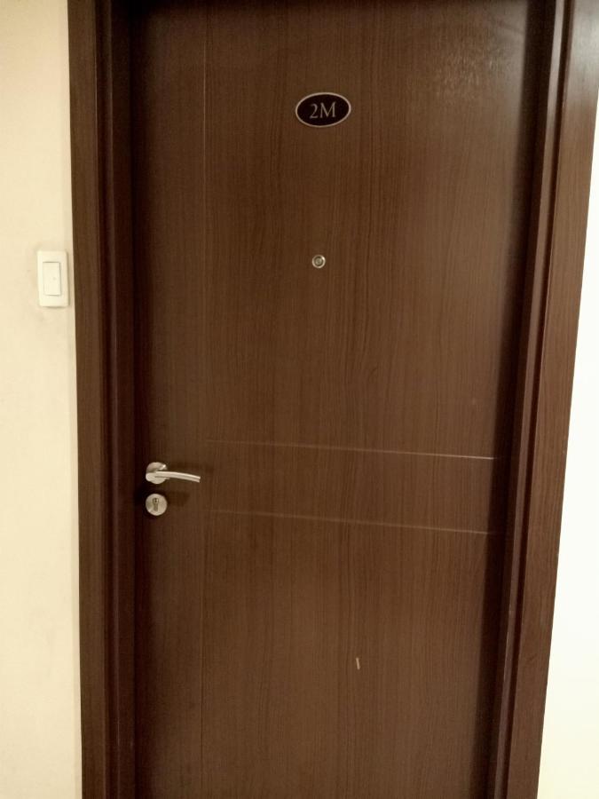 Taj'S Condotel Pasay Dış mekan fotoğraf